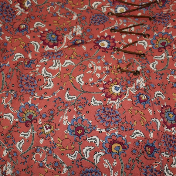 Leather Crisscross Shift Dress - Picture 5 of 6